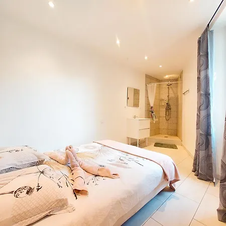 Pres Du Marche, Gare Et Port A 5mn Apartament