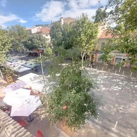 Pres Du Marche, Gare Et Port A 5mn Apartament